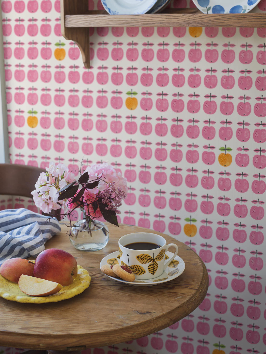 Stig Lindberg Pall, Pink