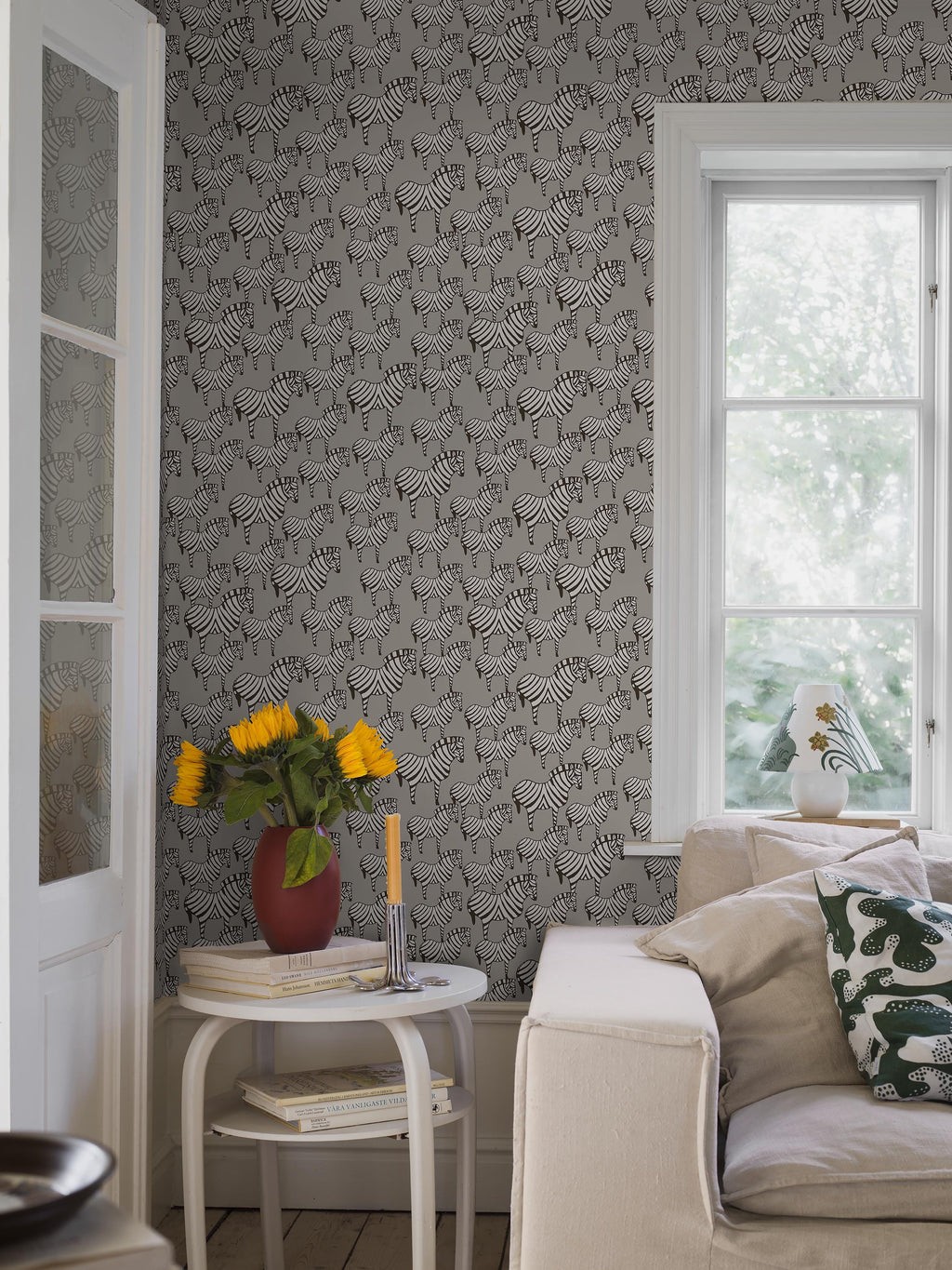 Lisa Larson Zebra, Grey