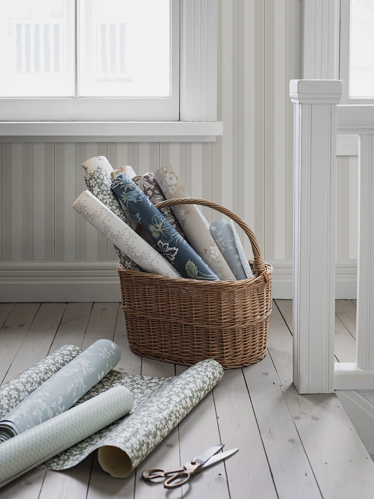 Gustaf, Grey