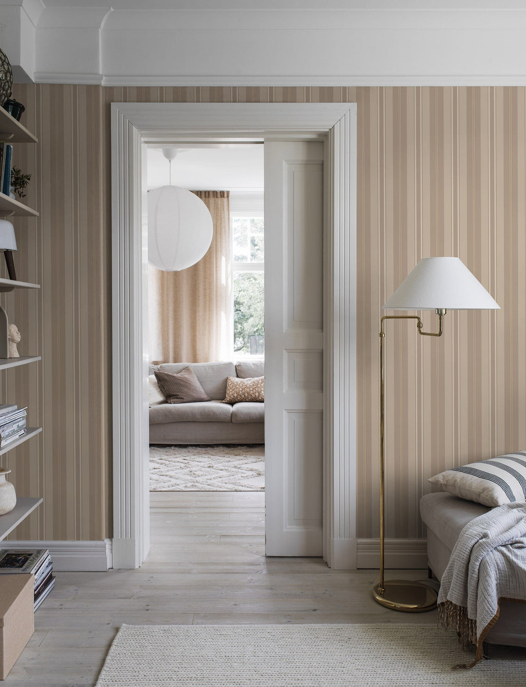 Gustaf, Beige