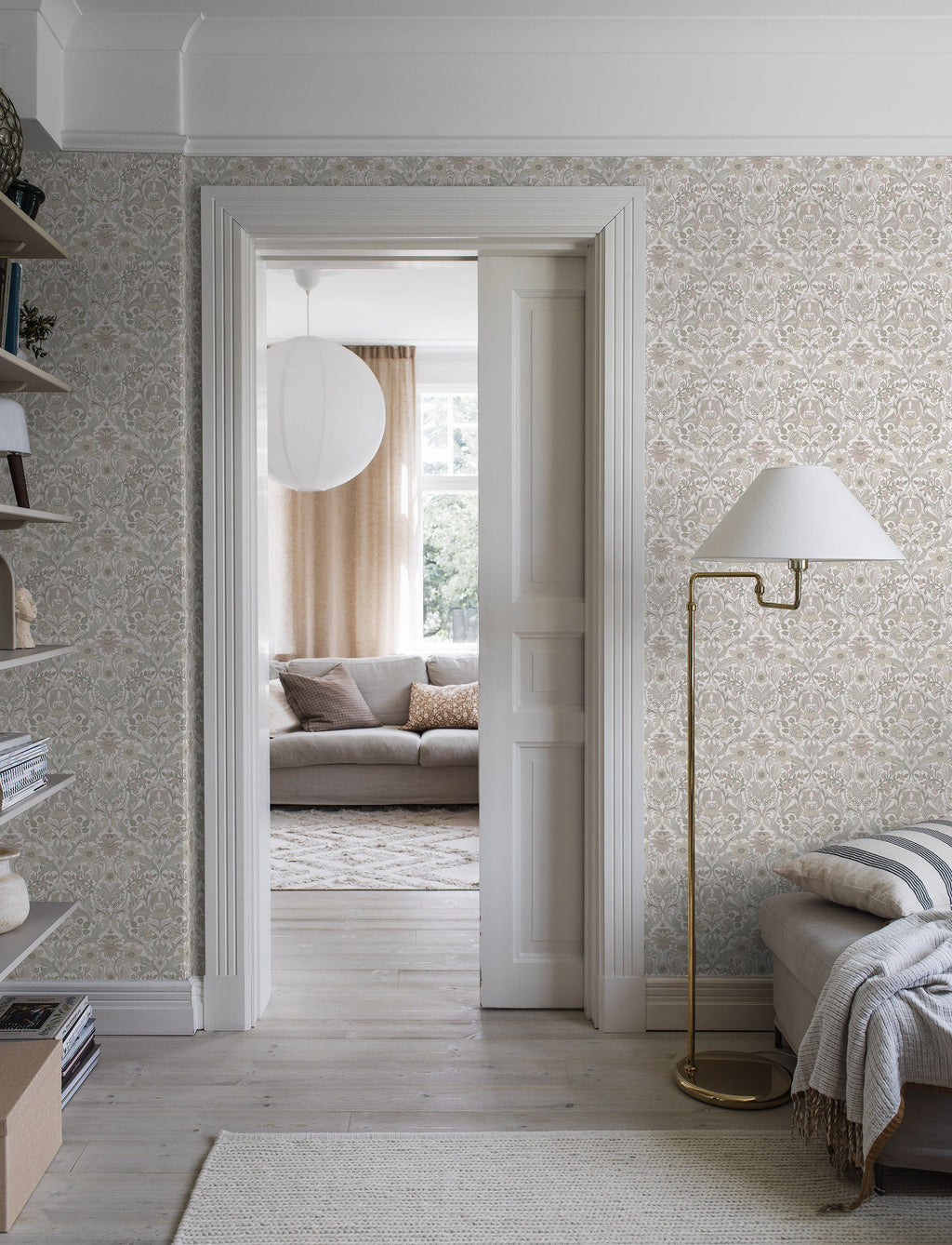 Blomsterfröjd, Beige