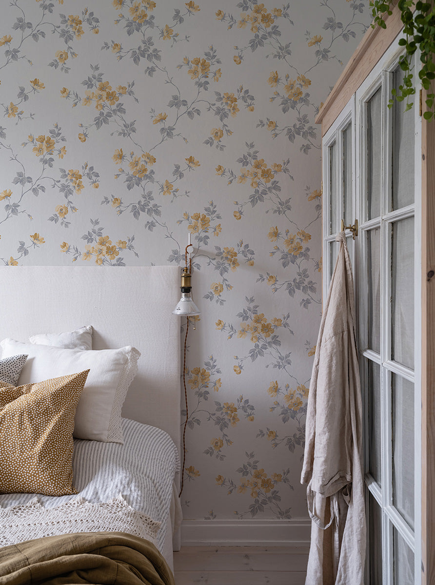 Kristina Hav & Land, Yellow