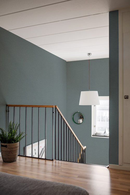 Vivalla, Blue