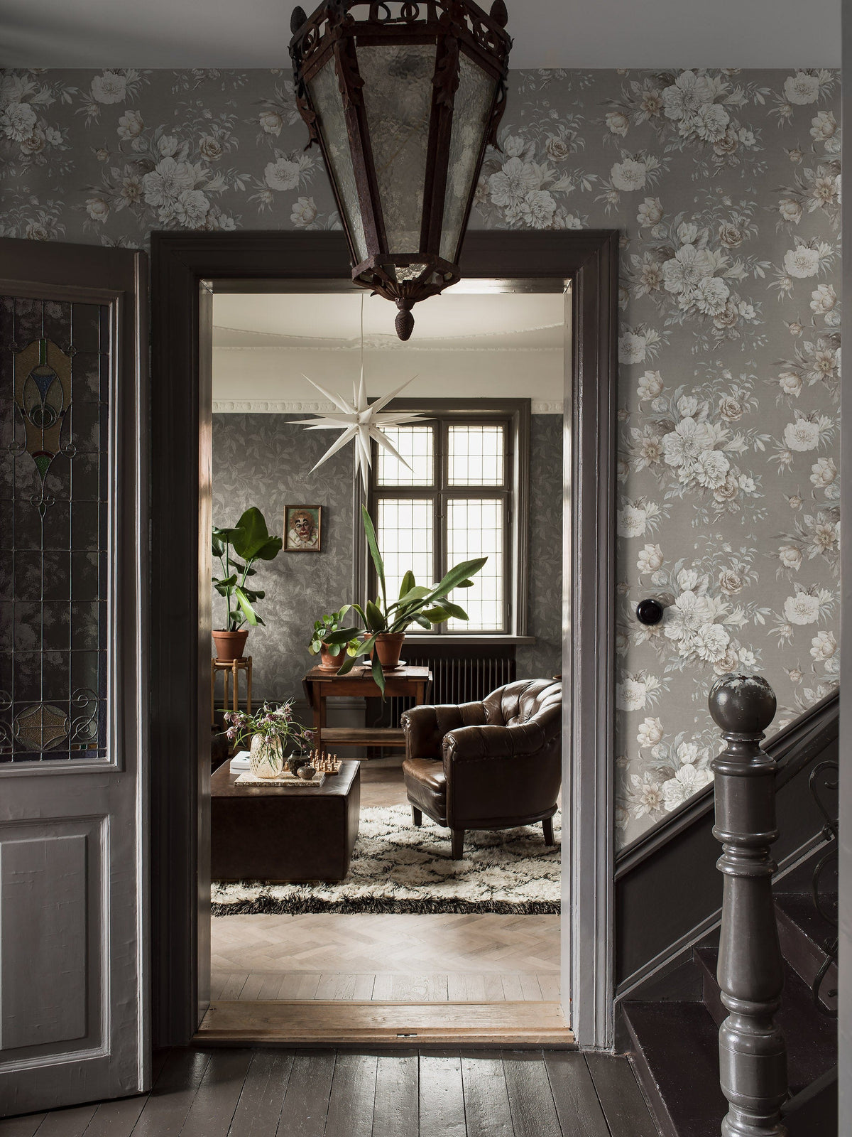Floral Charm, Grey