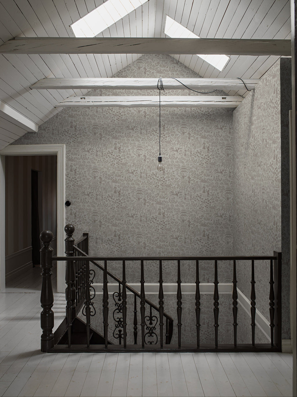 Oriental Garden, Beige