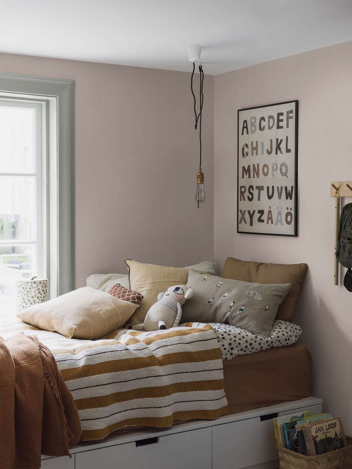 Soft Blush, Pink