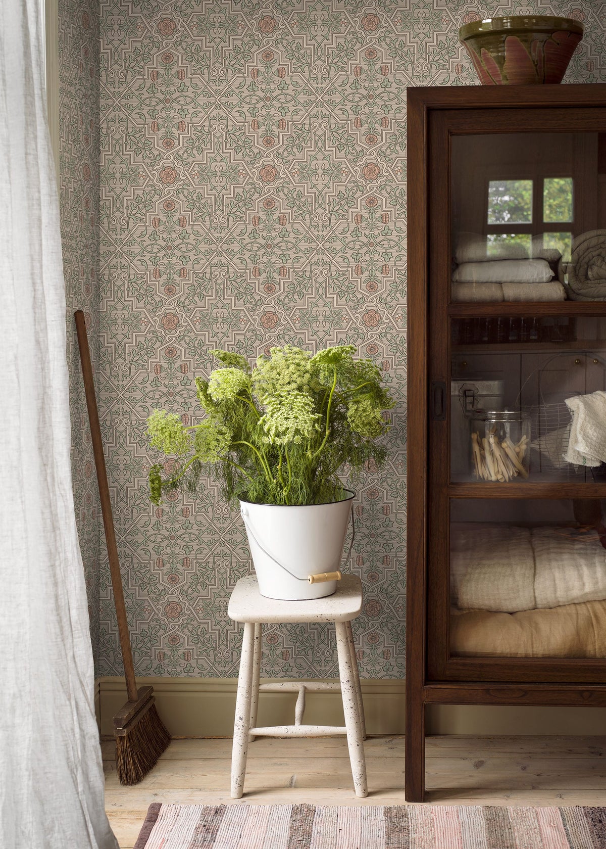 Rosenvinge, Beige