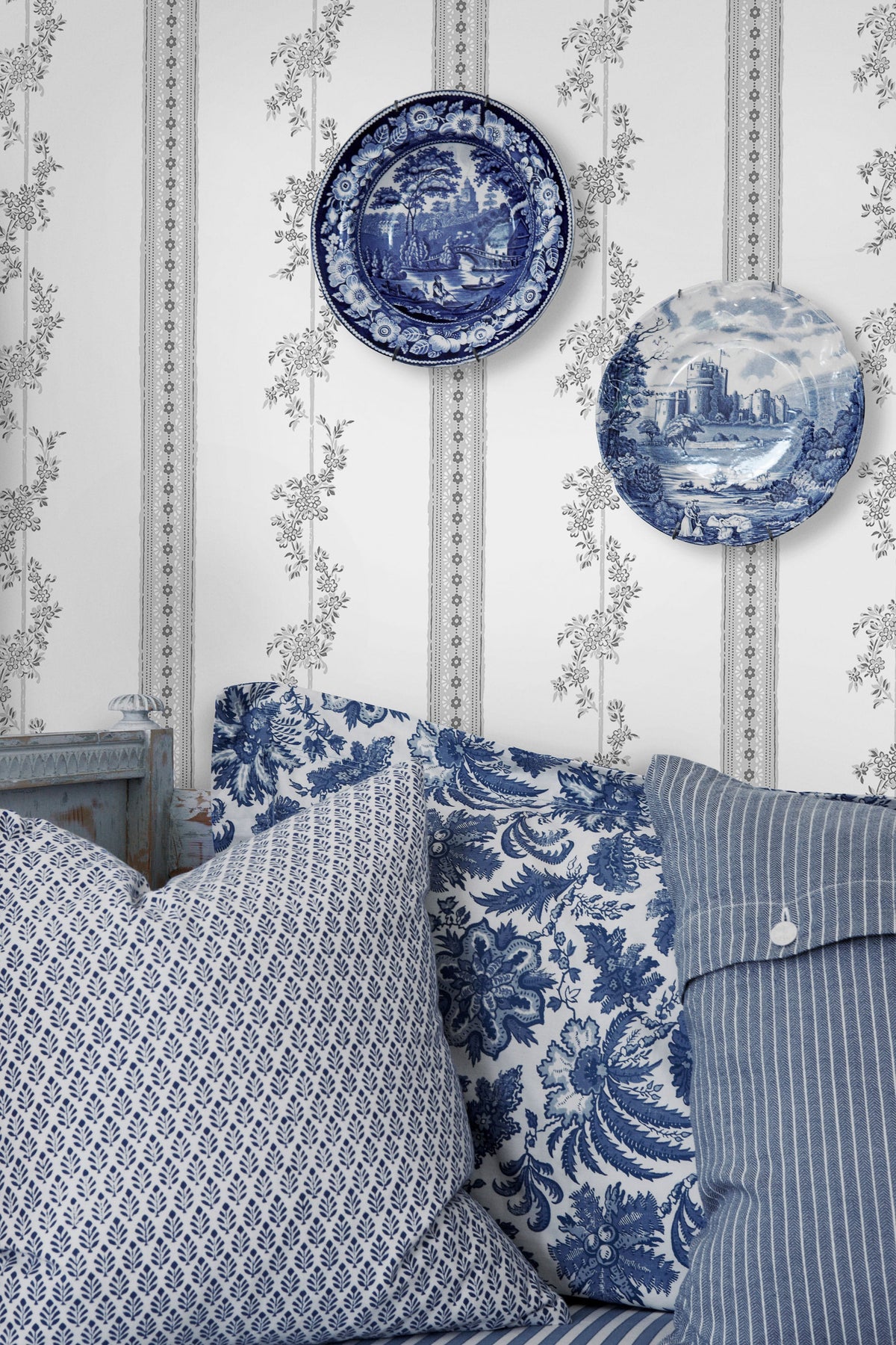 Drottningholm, White