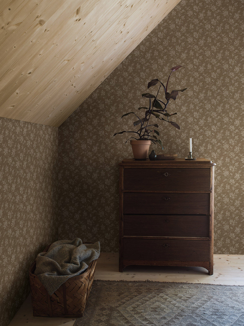Hip Rose, Brown