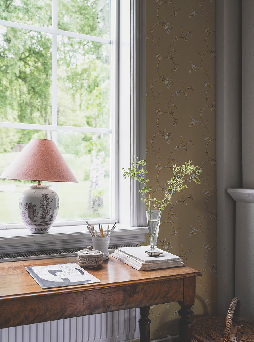 Ekbacken, Beige