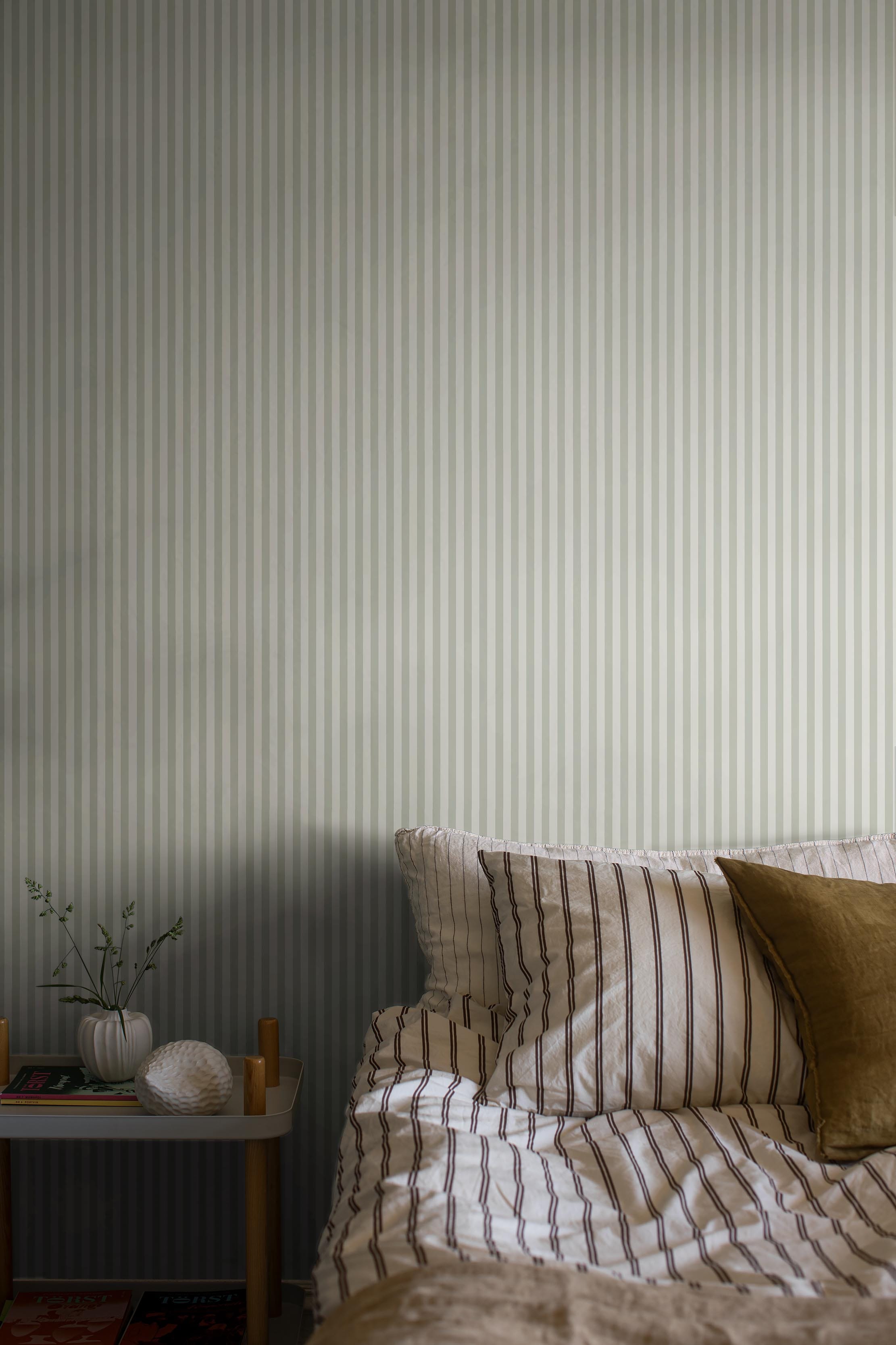 Molle Stripe 5737 wallpaper by Borastapeter