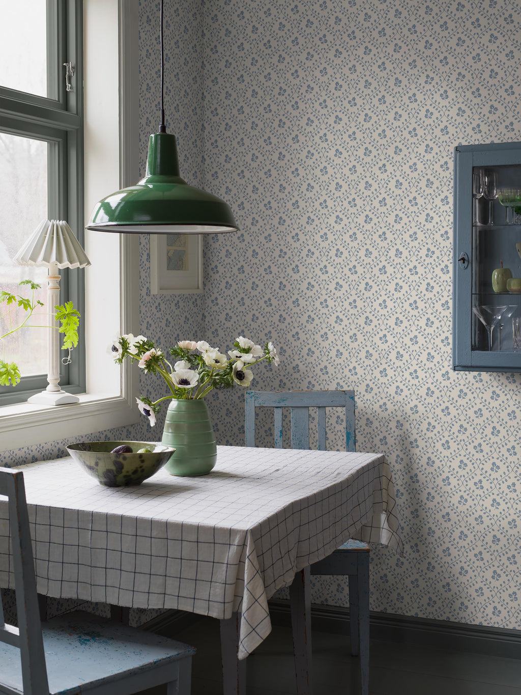 Idun, Blue
