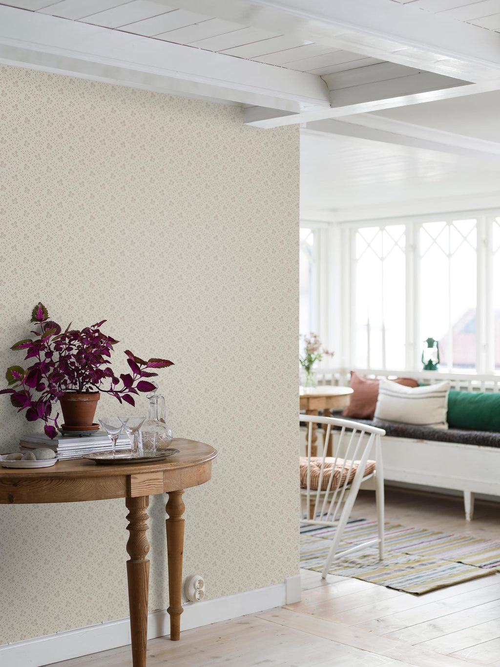 Idun, Beige