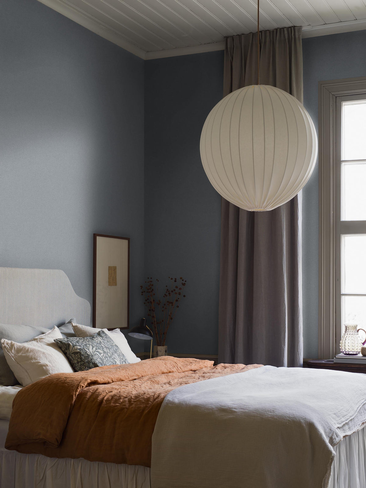 Canvas Blue, Blue