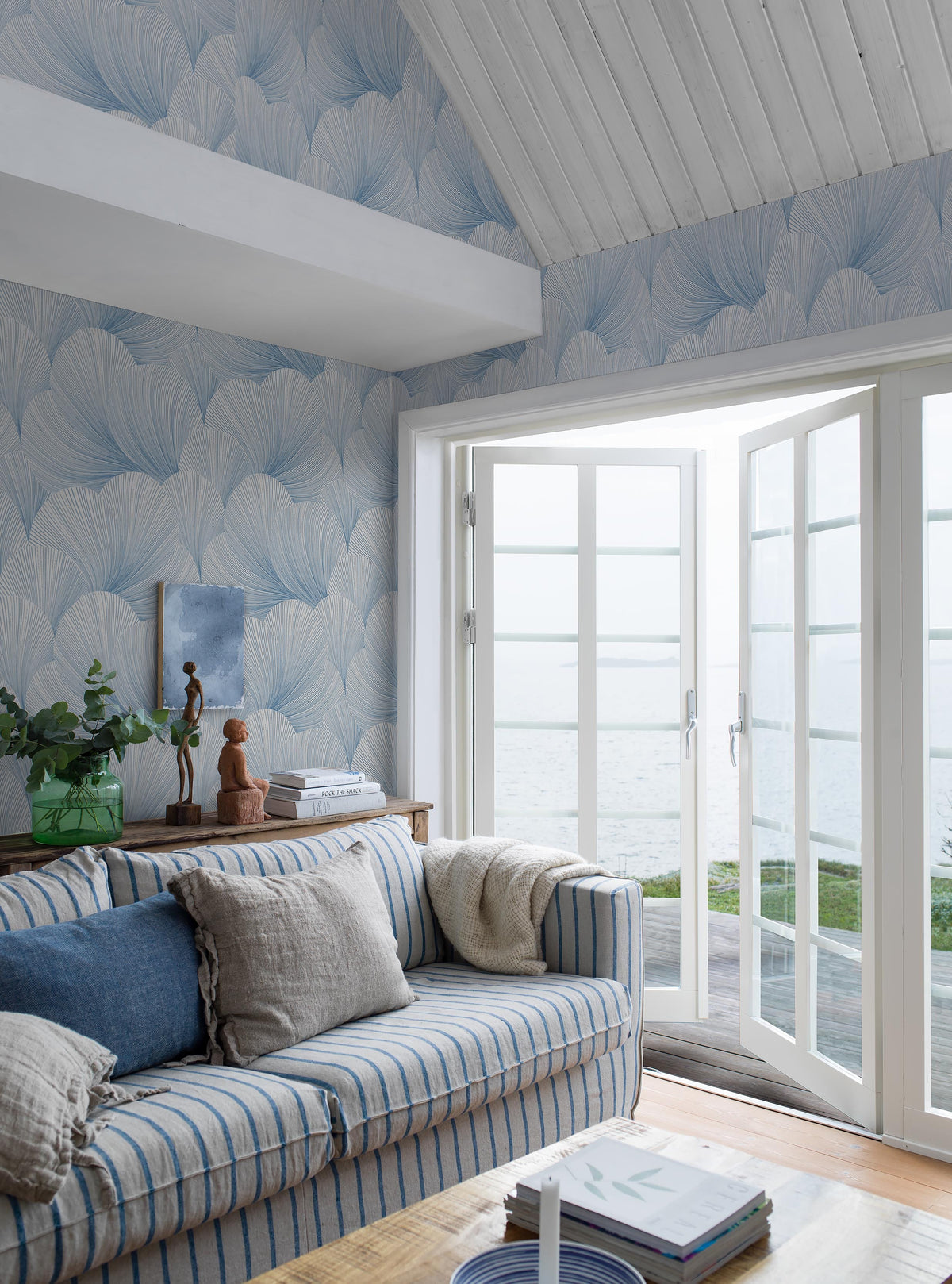 Mirage, Blue
