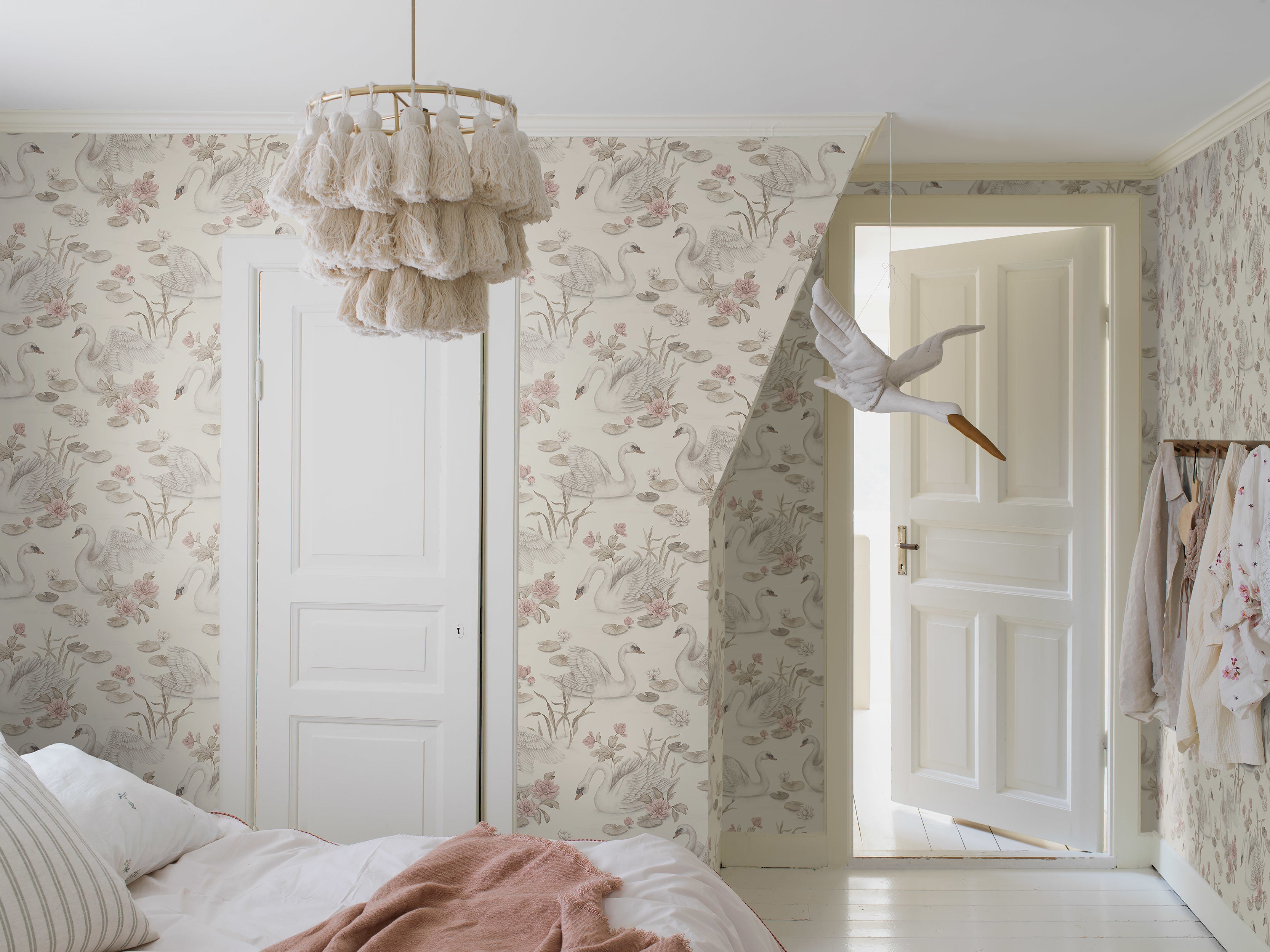 Nursery and Kids wallpaper - Lily Swan - Delicate Pink 6924