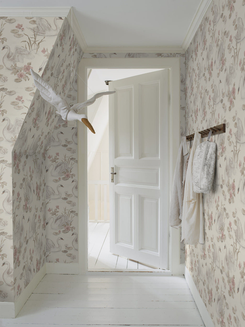 Lily Swan, Multi