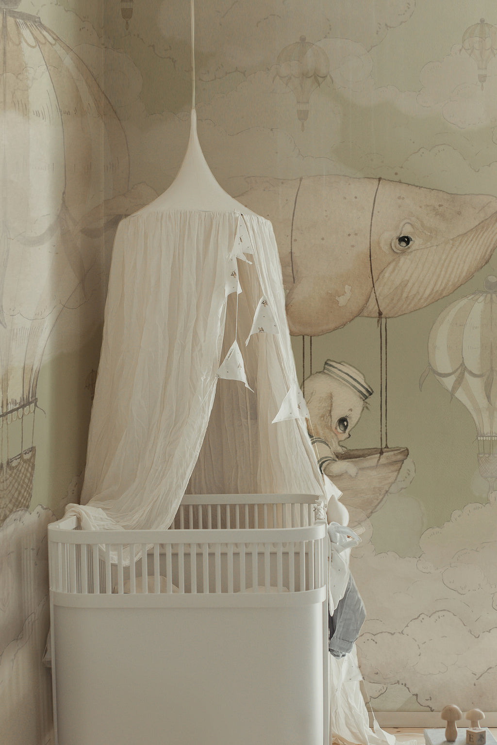 Flying Whale – Stormy Green