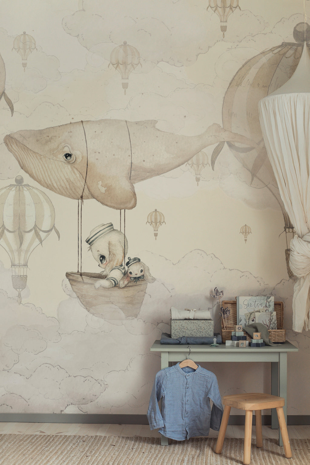 Flying Whale – Off White