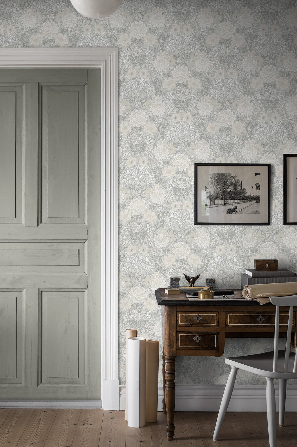 Dahlia Garden, Grey