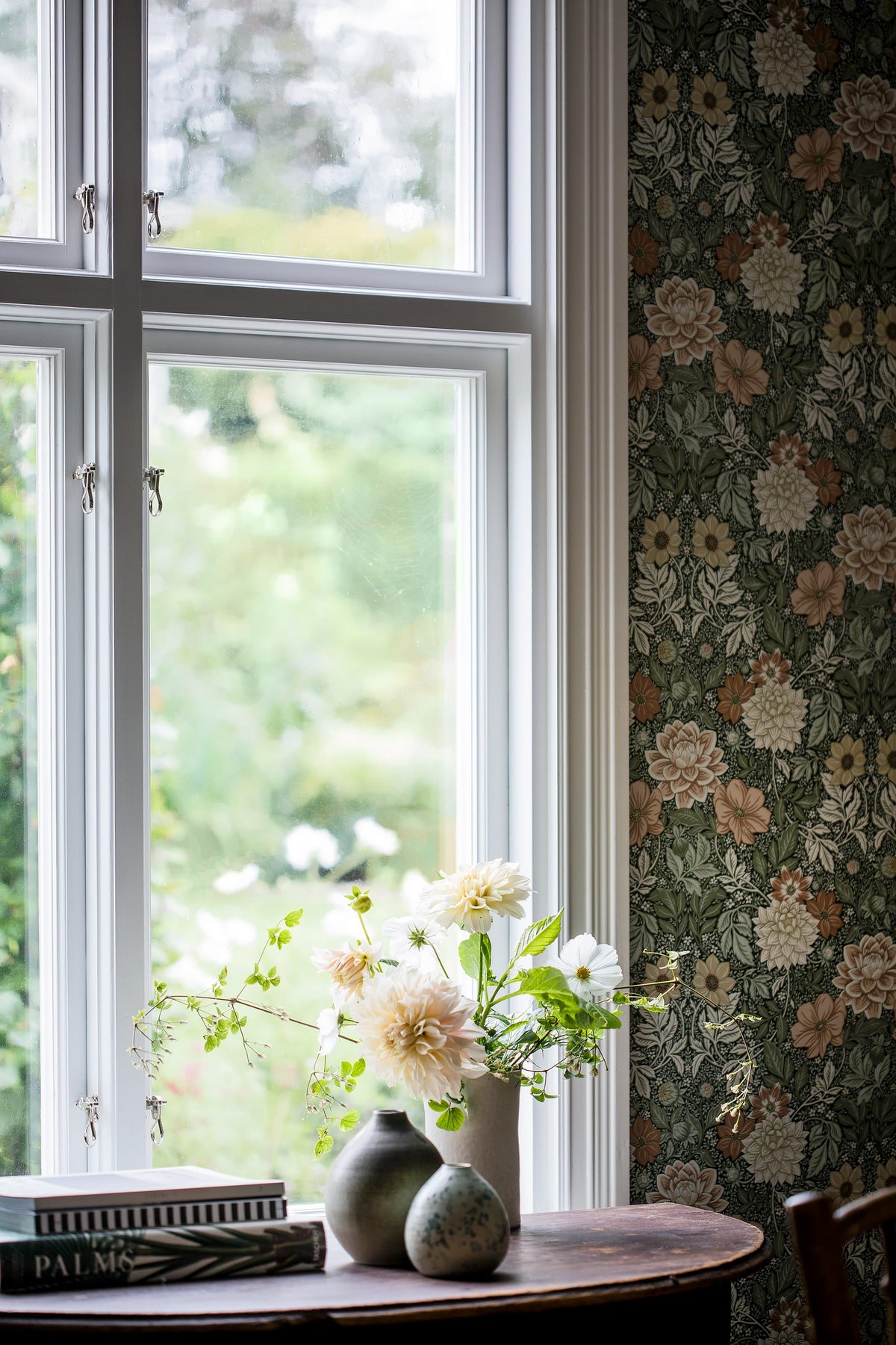 Dahlia Garden, Green