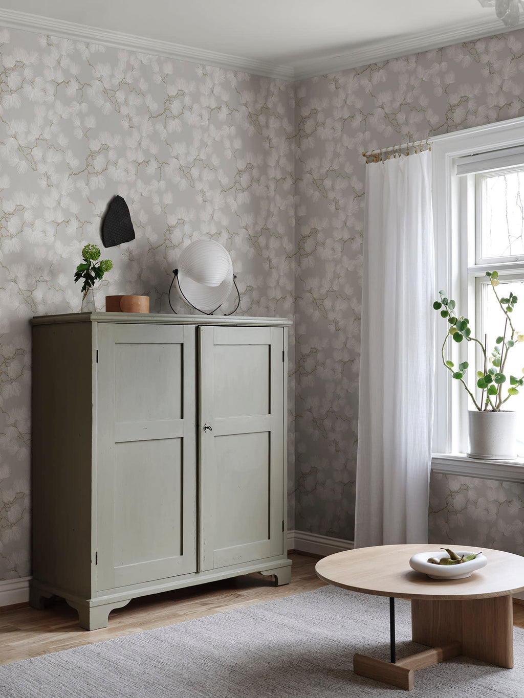 Pine, Gray