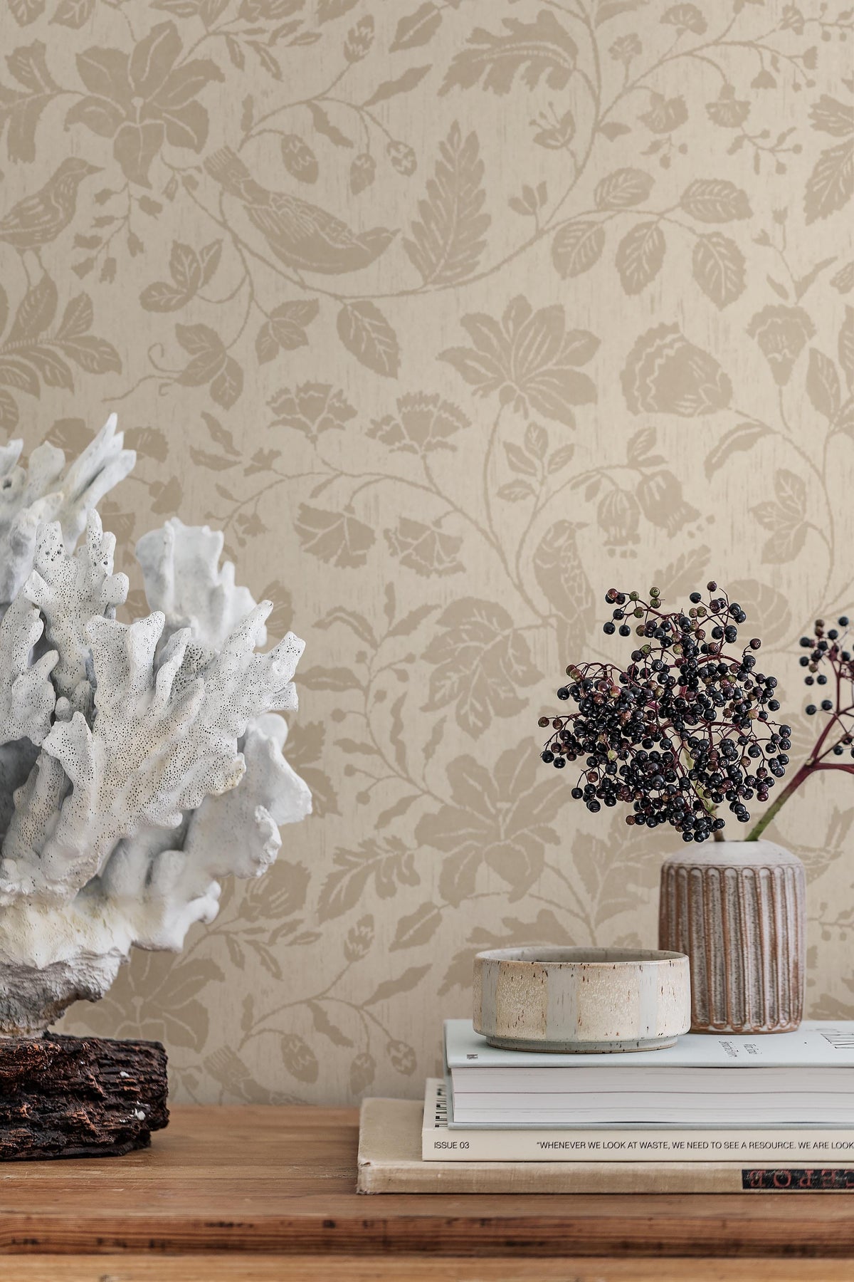Isidor, Beige