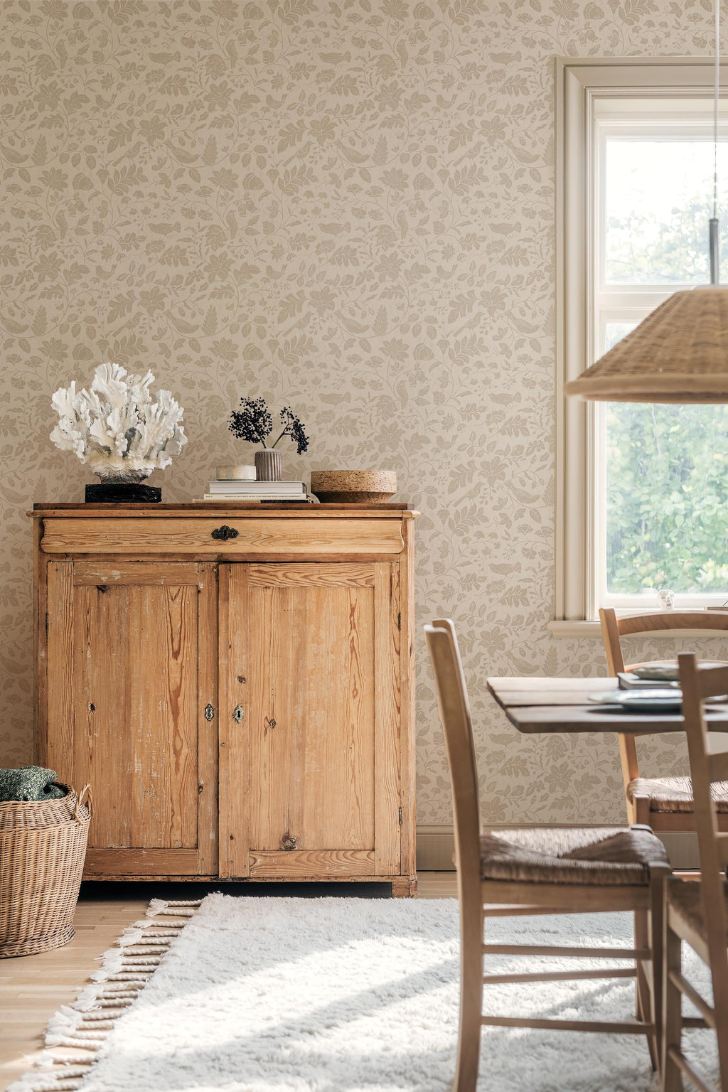 Isidor, Beige