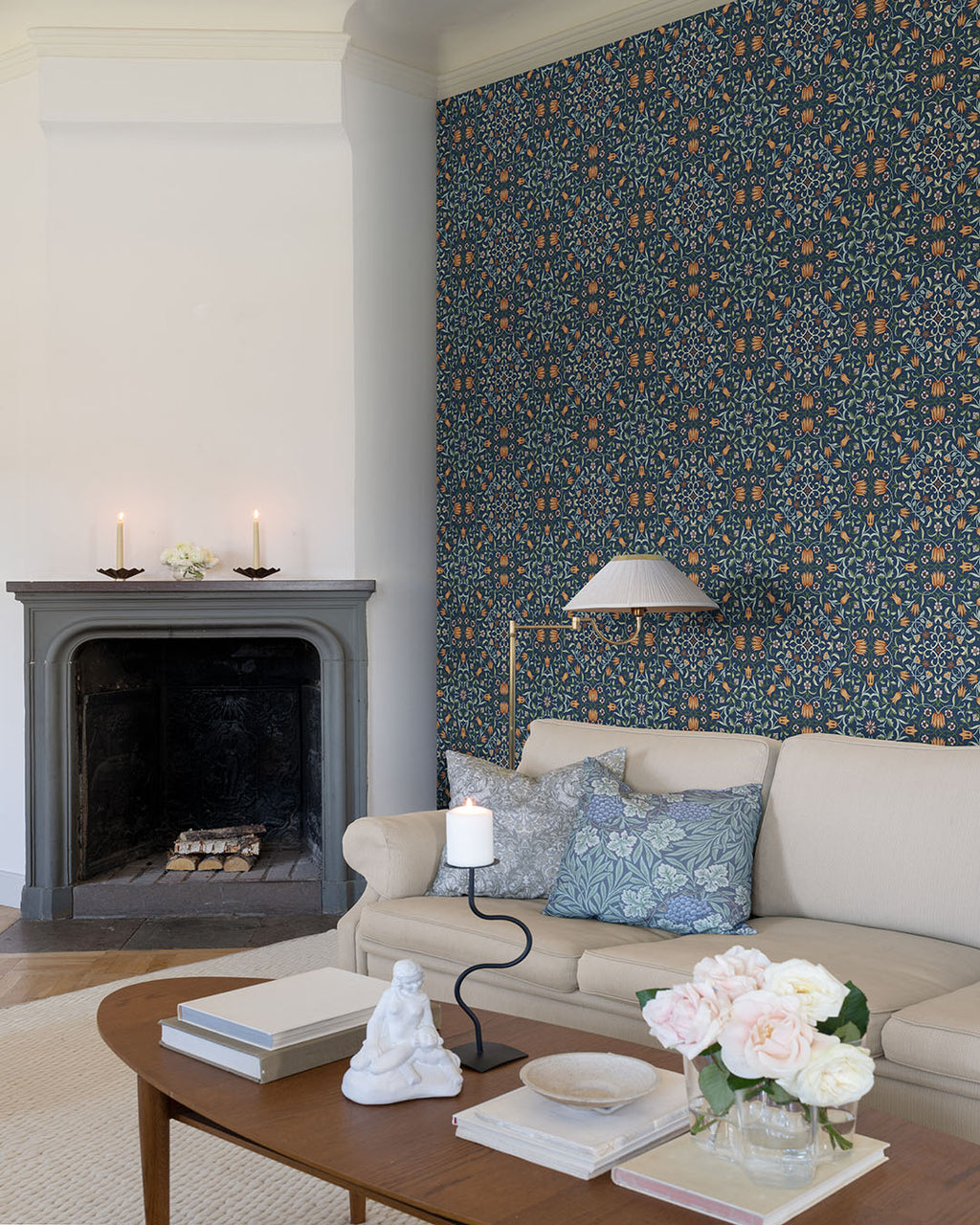 No 1 Holland Park – 82010