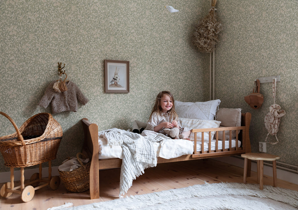 Linnea, Garden Green
