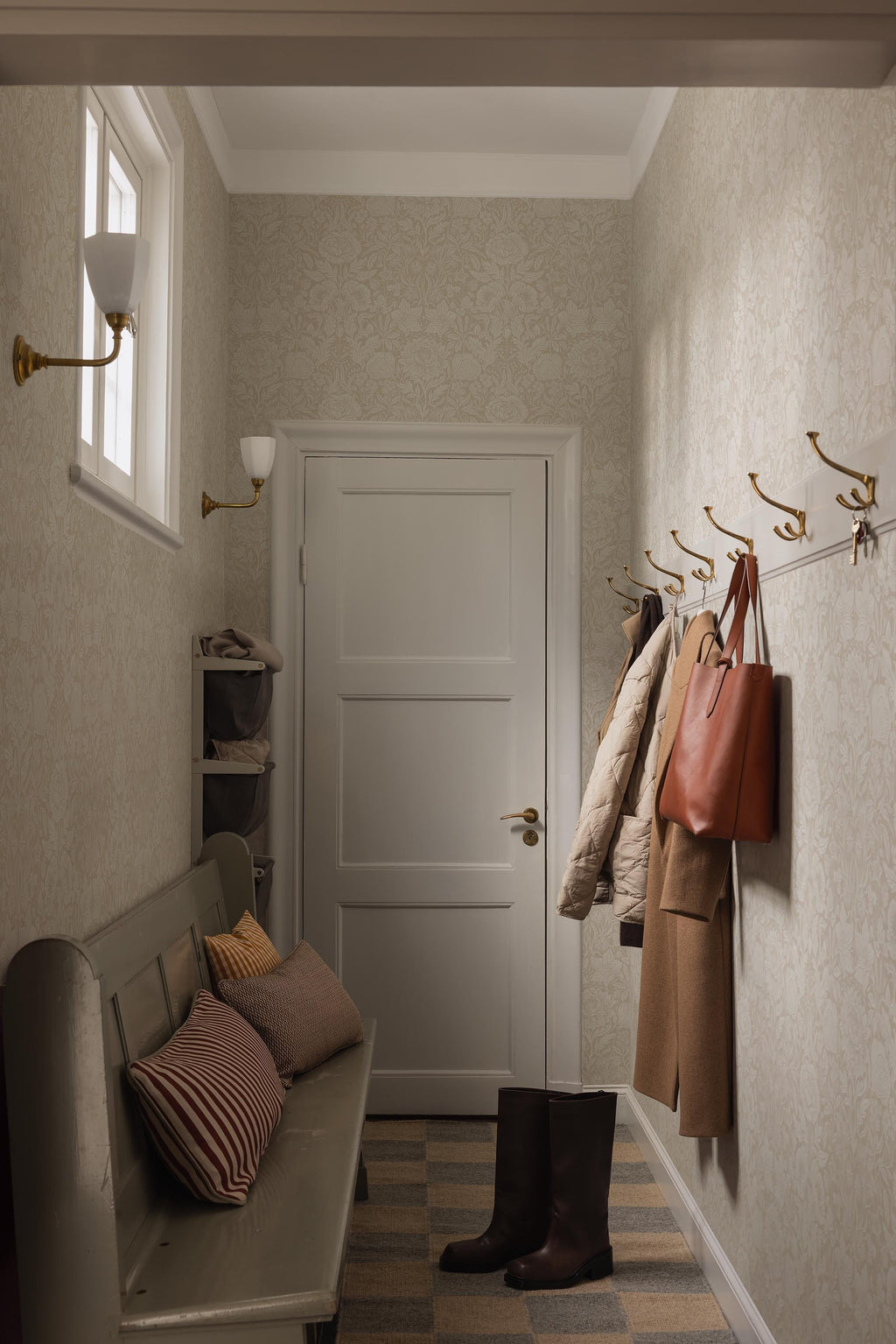 Hildasholm 8722 Beige wallpaper