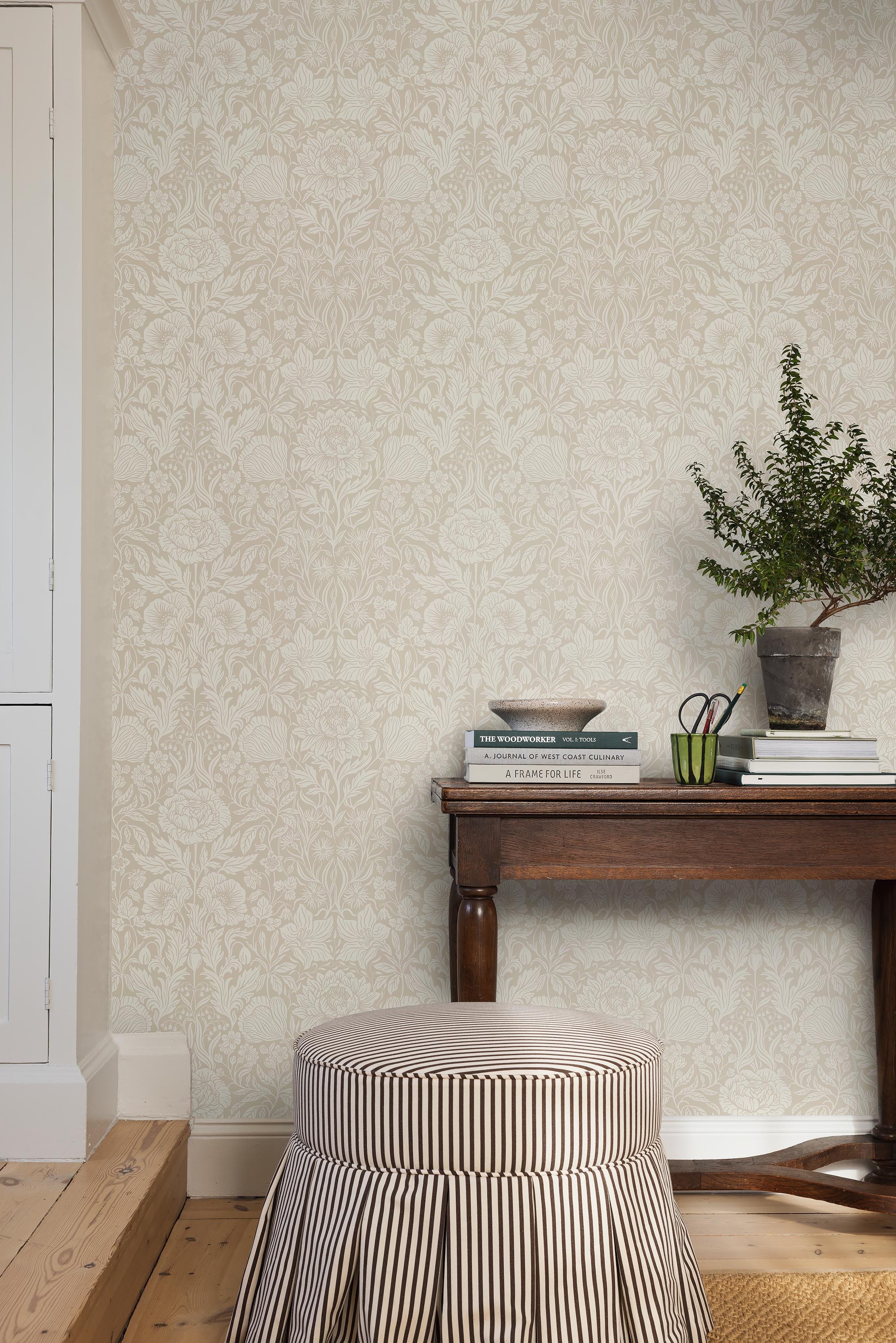 Hildasholm 8722 Beige wallpaper