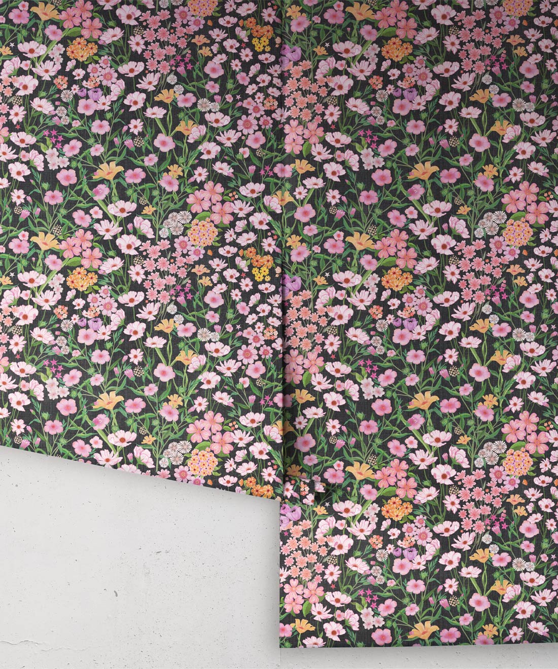 Barney’s Fields Wallpaper, Charcoal Linen