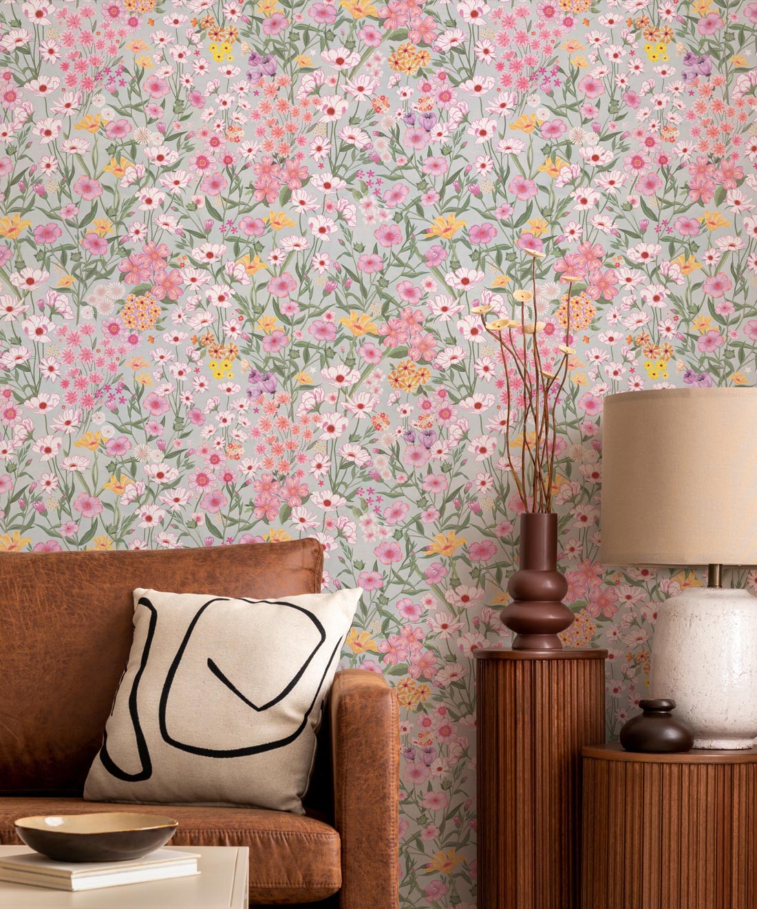 Barney’s Fields Wallpaper, Light Linen Bee