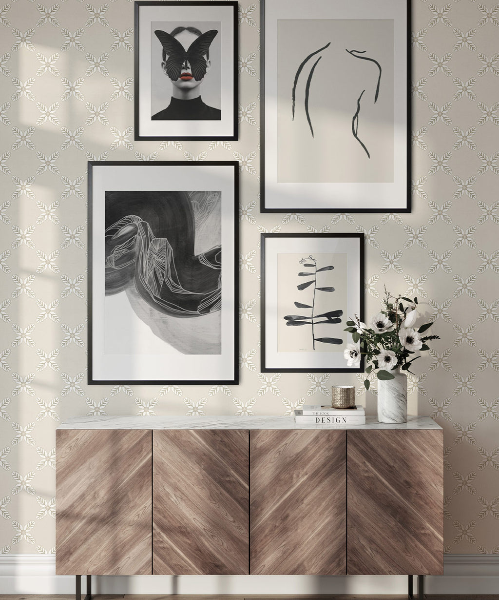 Lattice Wallpaper, Raya