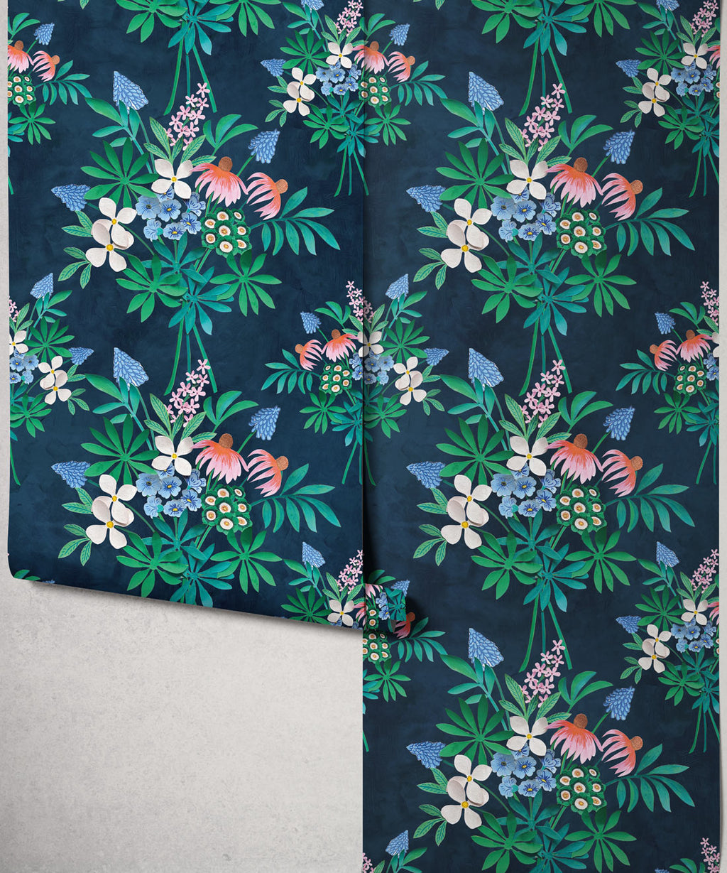 Odette’s Bouquet Wallpaper, Old Navy