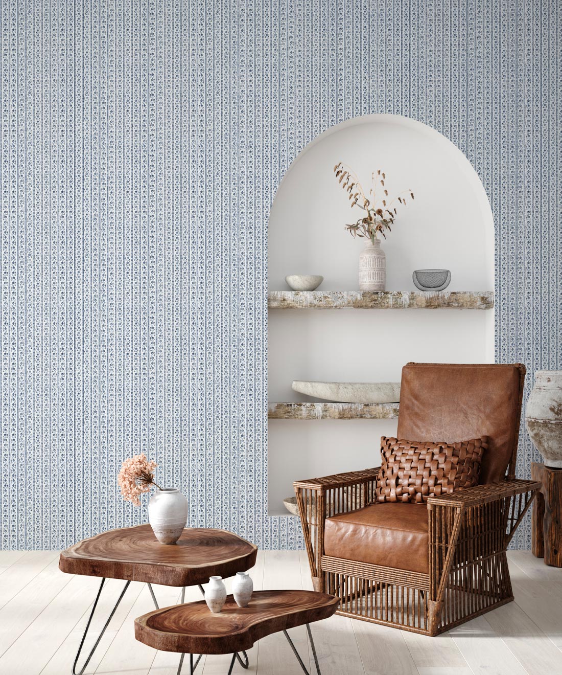 Daisy Chain Wallpaper, Indigo Ivory