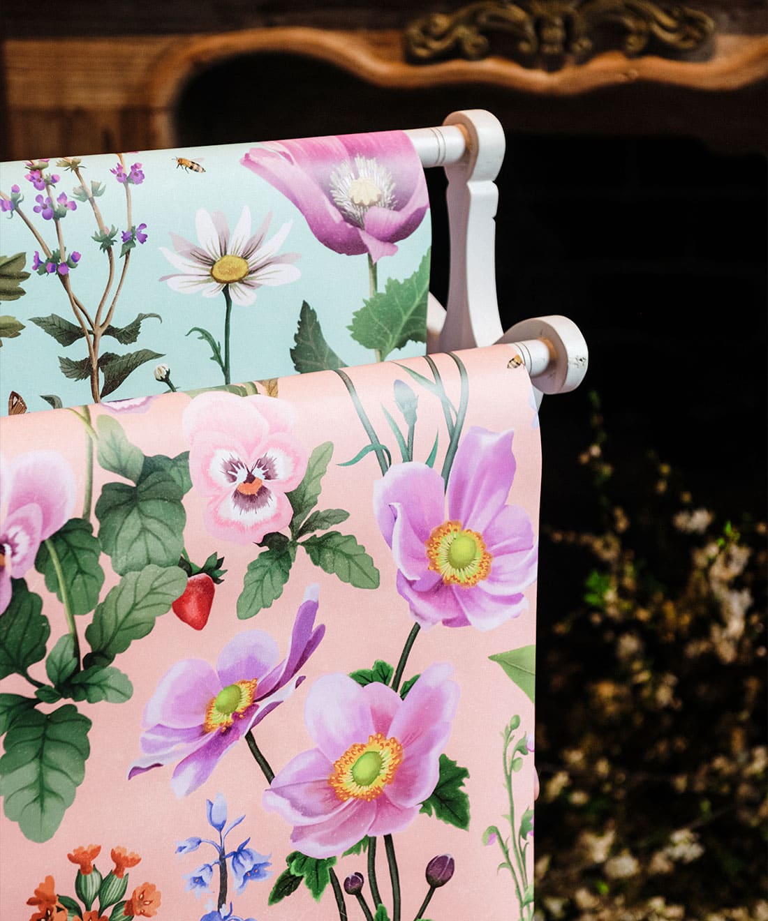 Garden of Dreams Wallpaper, Perfect Peach