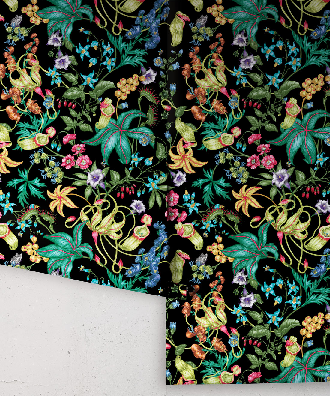 Alnwick Wallpaper, Noir Garden