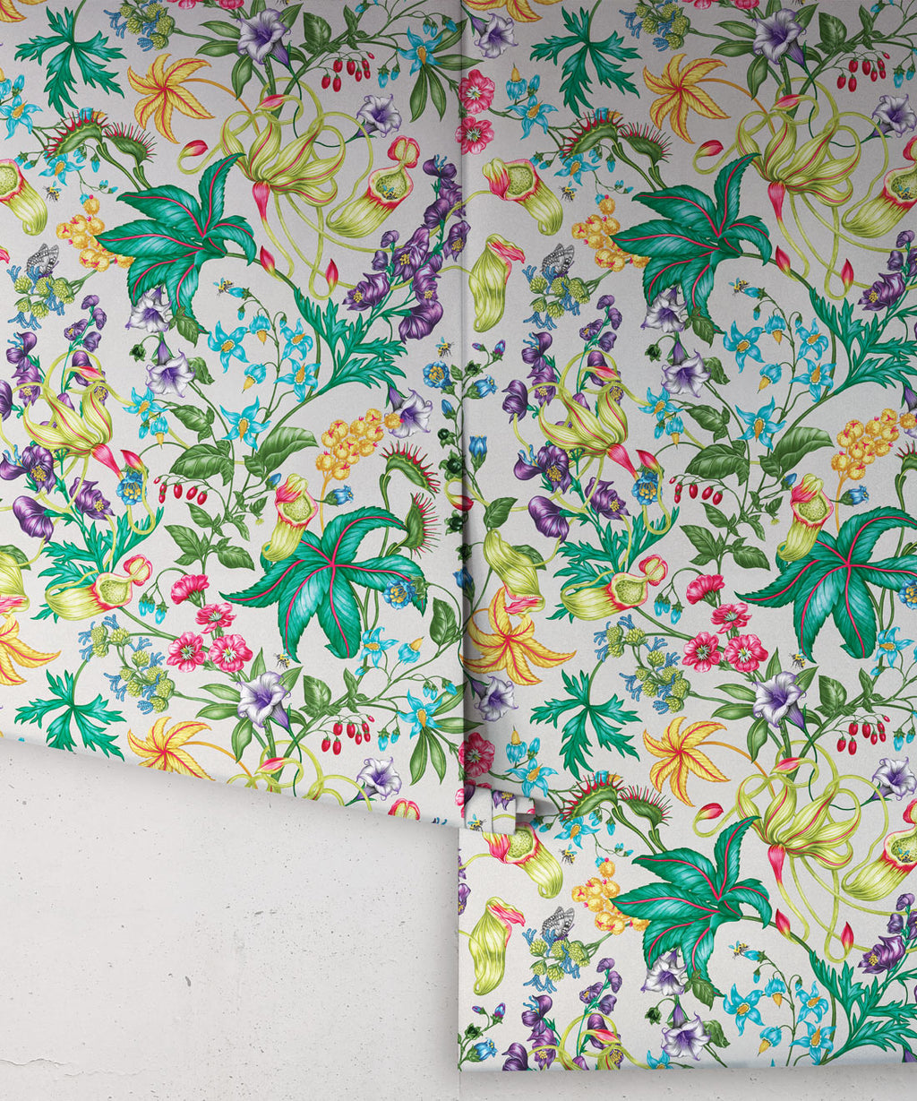 Alnwick Wallpaper, Porcelain Veil