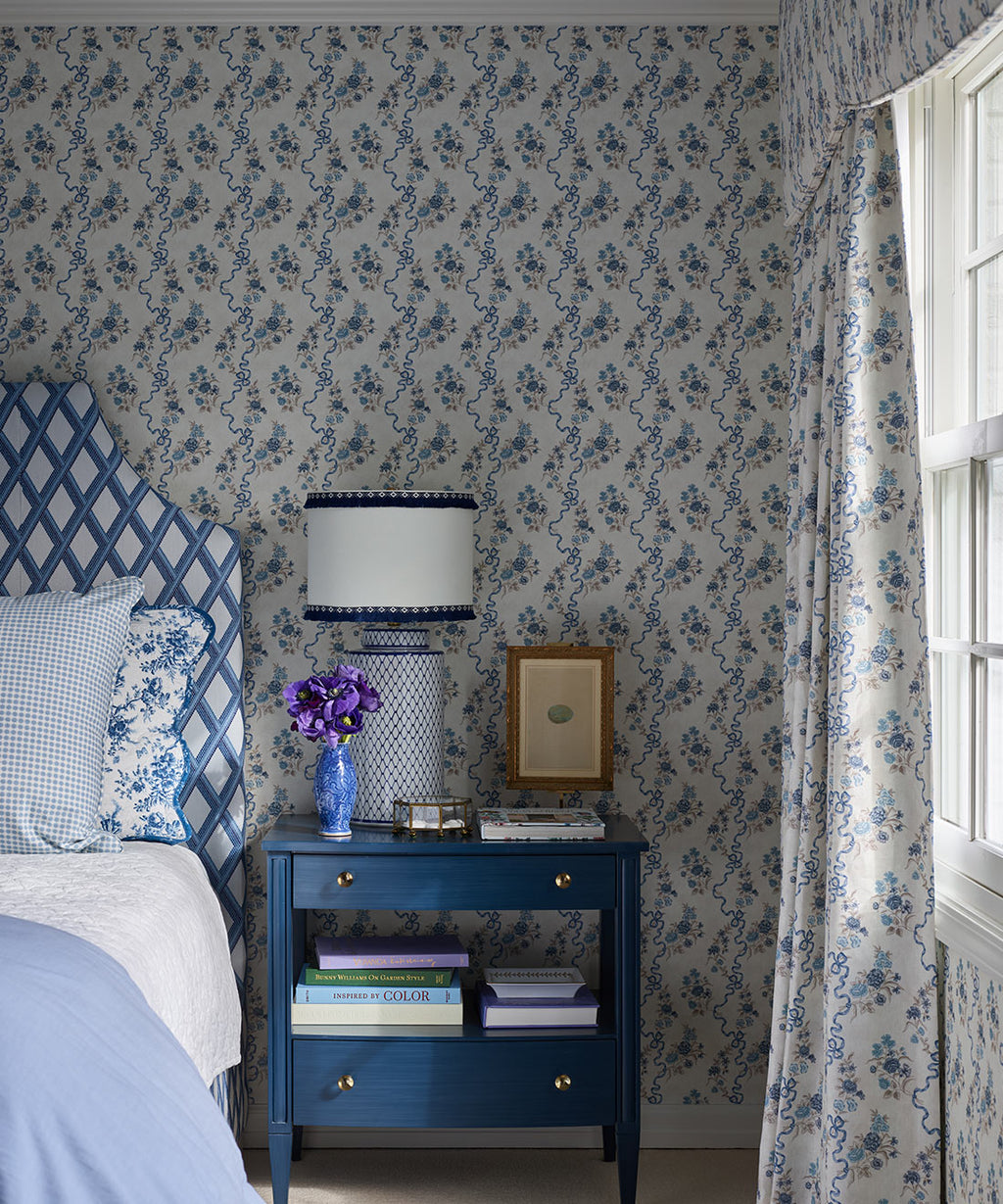 Colette Wallpaper, Blue