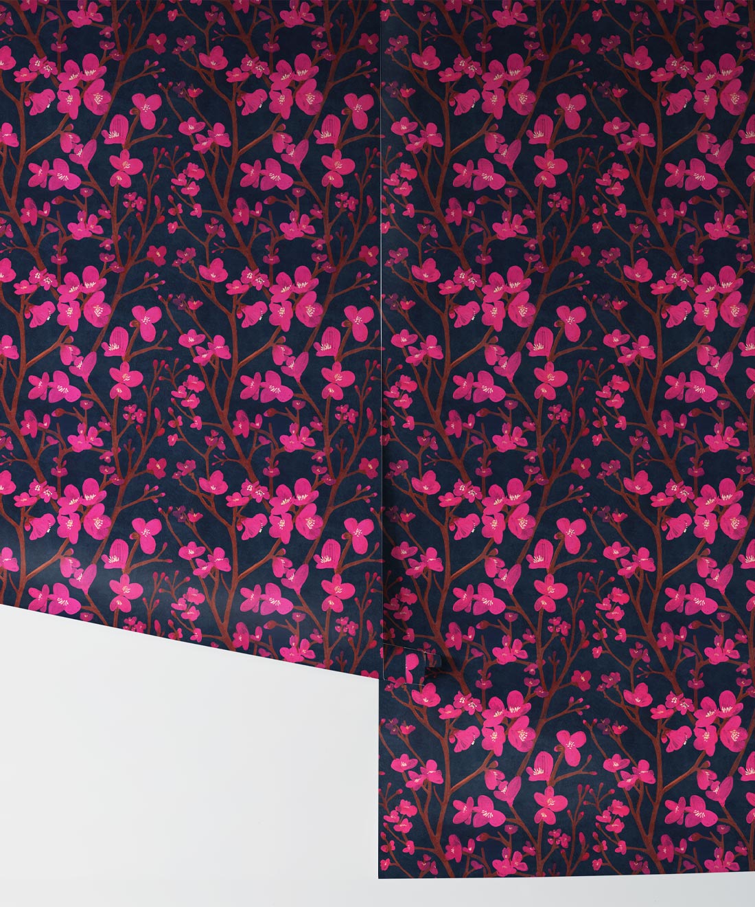 Quince Wallpaper, Navy