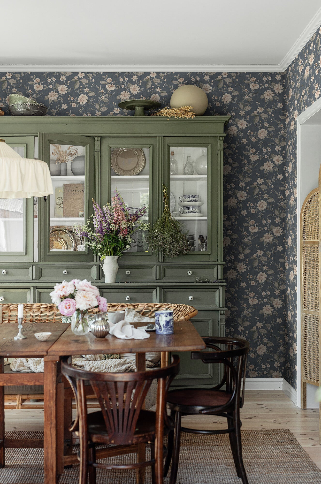 Laura's Cottage - Dark Blue 3573