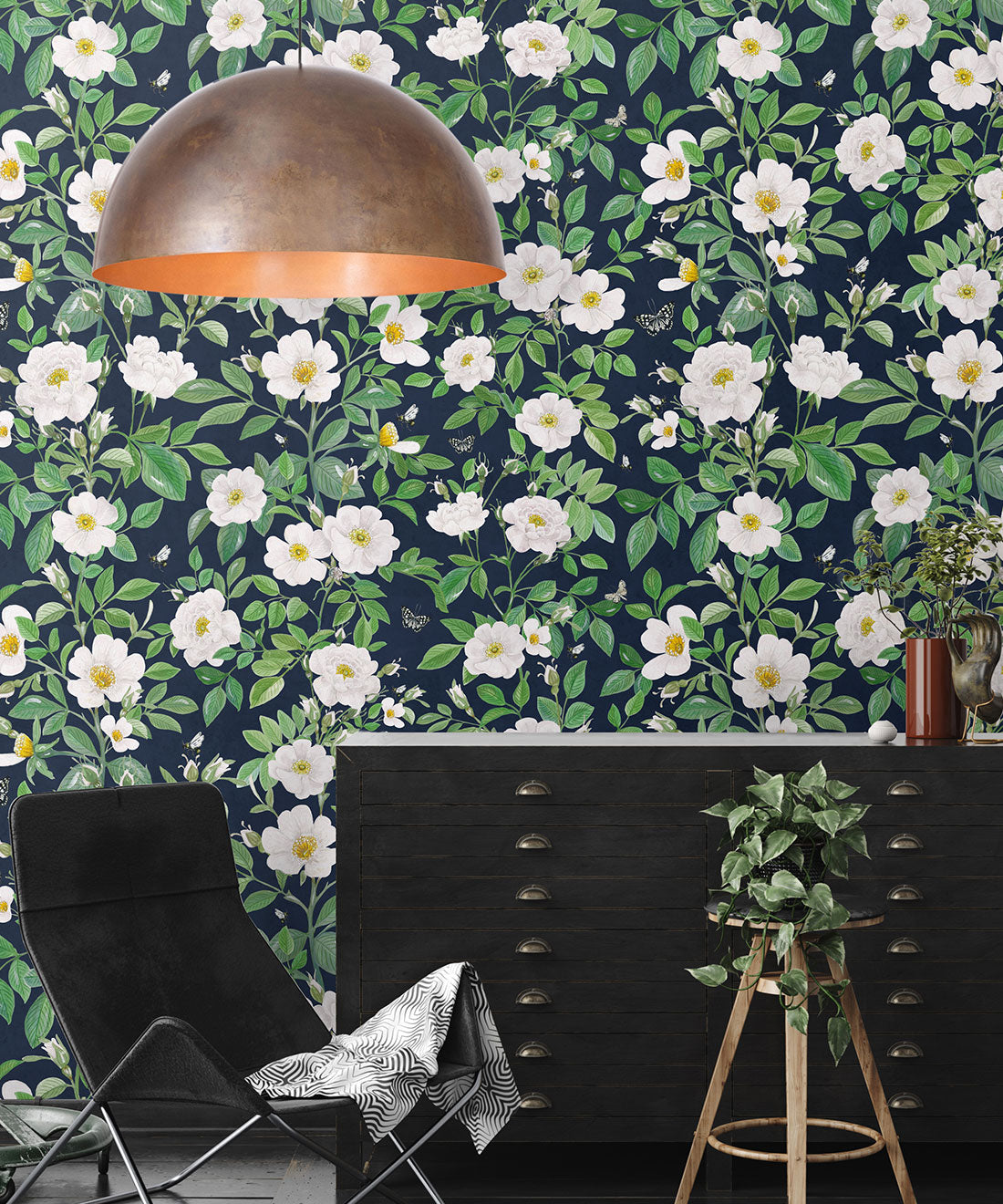 Rosa Wallpaper, Navy