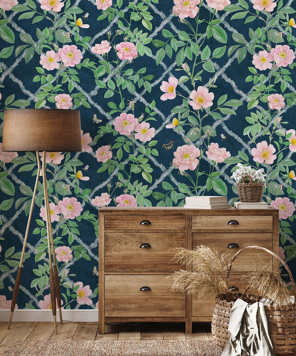Treillage Wallpaper, Rose