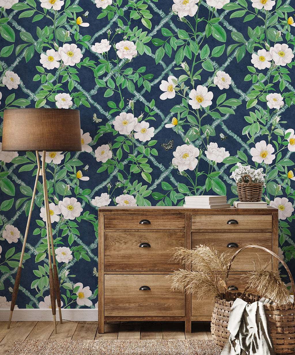 Treillage Wallpaper, Royal Blue