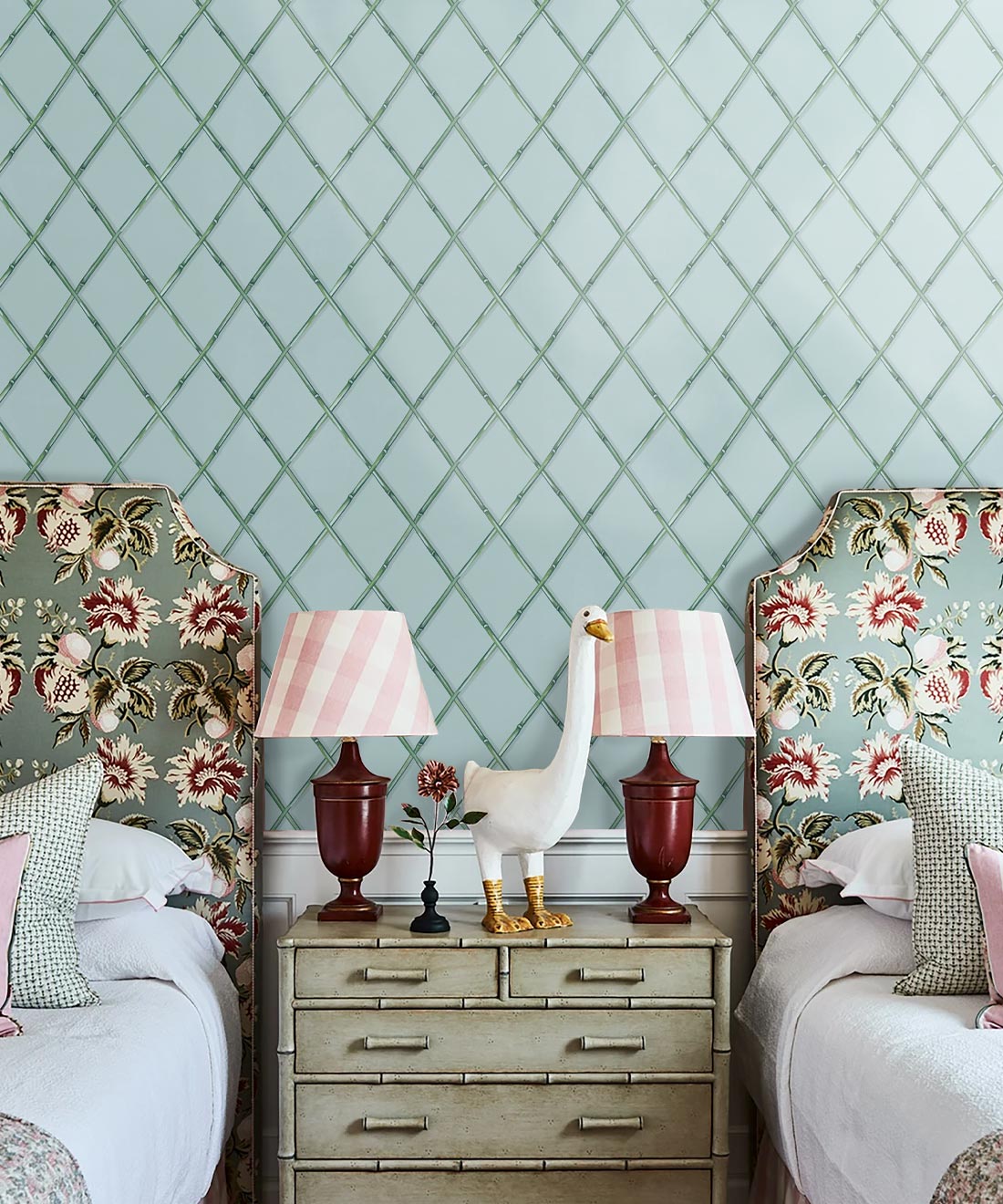 Colony Wallpaper, Light Provence