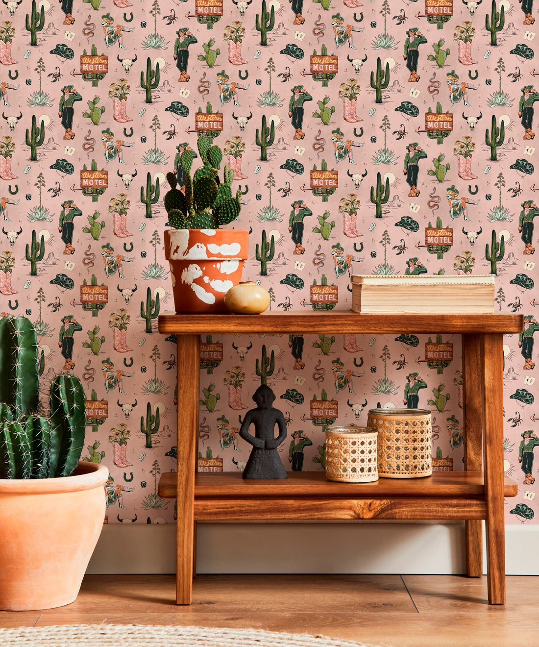 Trail Tales Wallpaper, Dolly