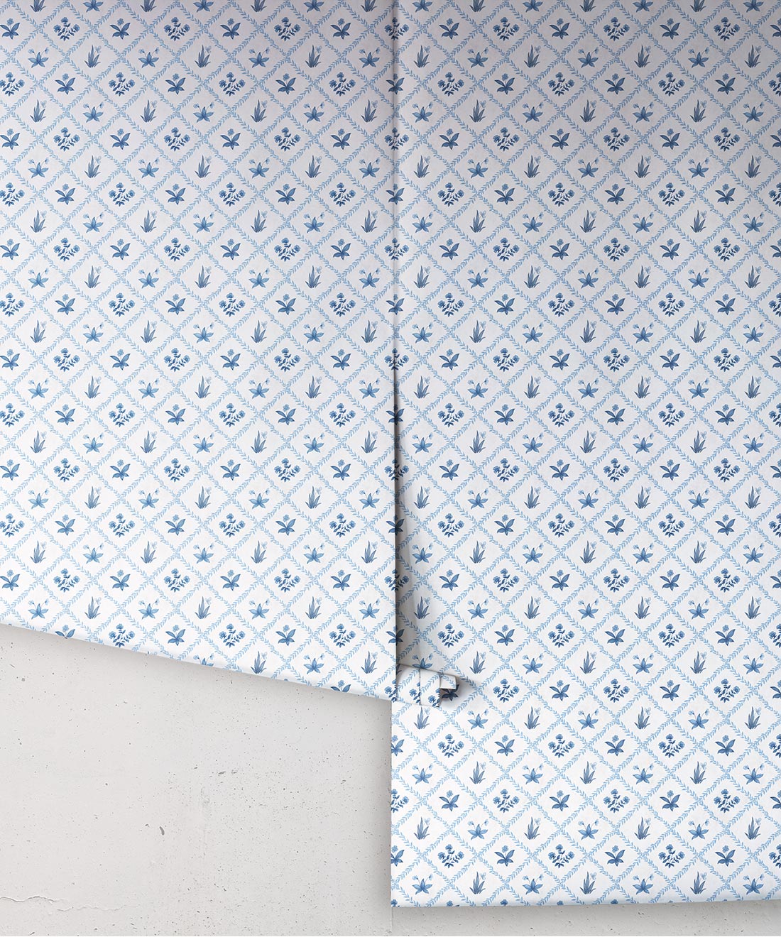 Floret Wallpaper, Sapphire