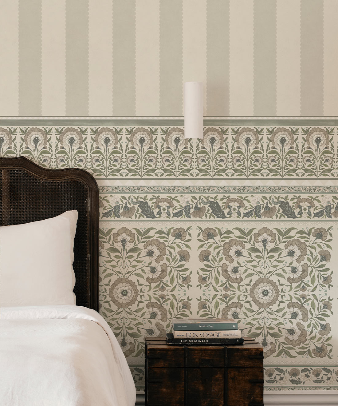 Pietra Mural, Linen